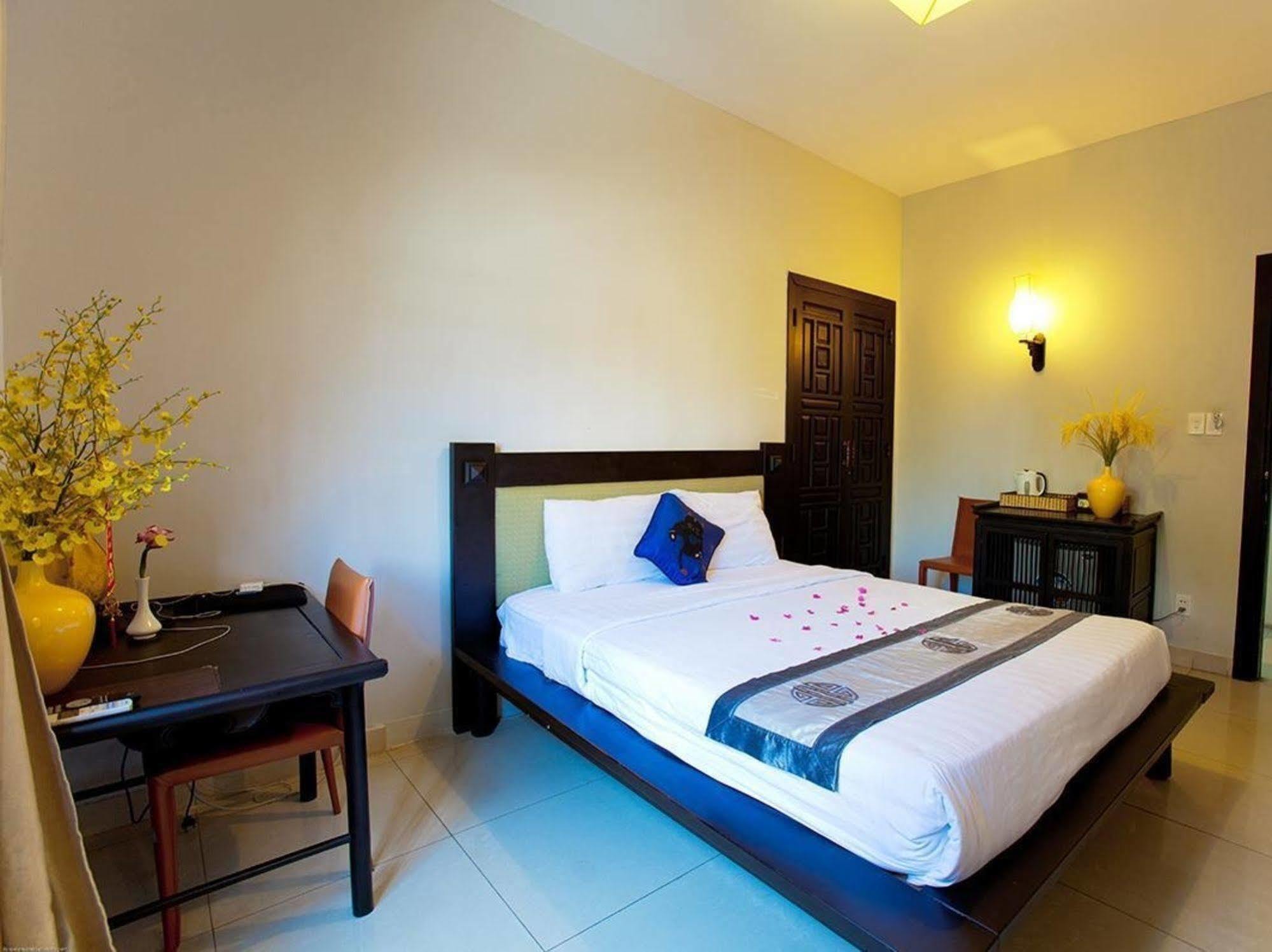 Faifoo Boutique Hotel Хошимин Экстерьер фото